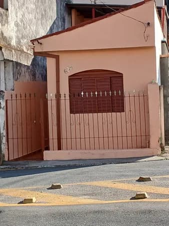 Casa em Pouso Alegre - Jardim América