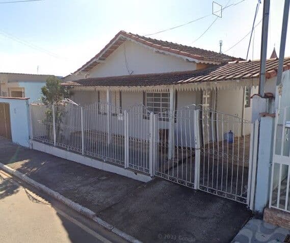 Casa em São Sebastião da Bela Vista - Centro