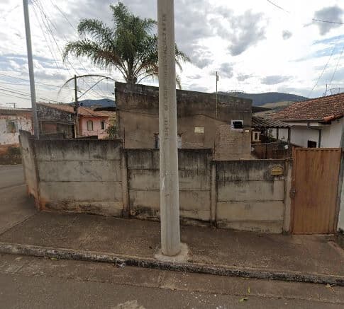 Casa em Pouso Alegre - Jardim São João