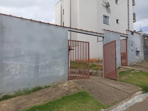 Casa em Pouso Alegre - Parque Real