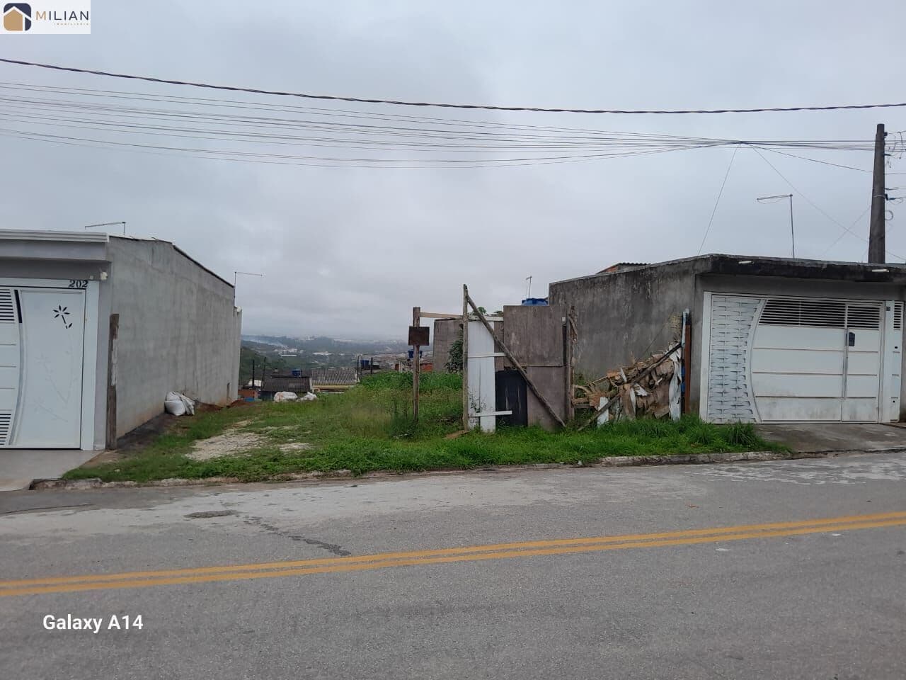 Lote/Terreno em Suzano - Jardim Nova América