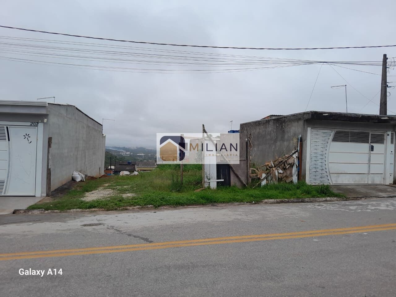 Lote/Terreno em Suzano - Jardim Nova América