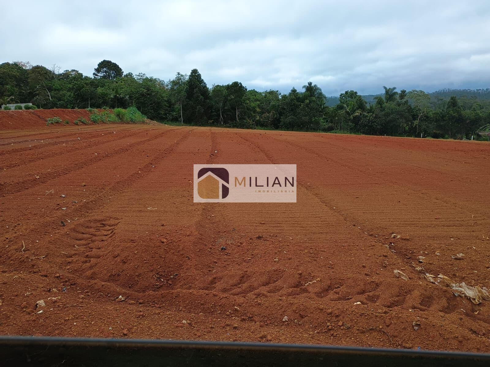 Lote/Terreno em Suzano - Ipelândia