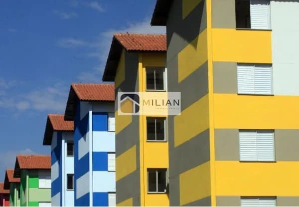 Apartamento em Itaquaquecetuba