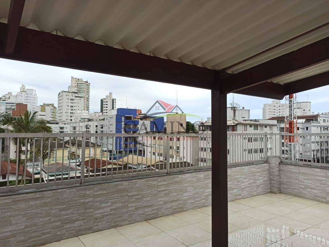 Apartamento à venda com 1 dormitório, 57 m², próximo à praia das Astúrias, Guarujá/SP.