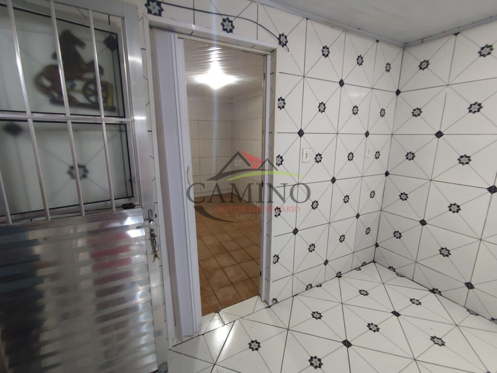 Casa Térrea - 1 Dormitório Ótima Localização em Santos - praça Aparecida
