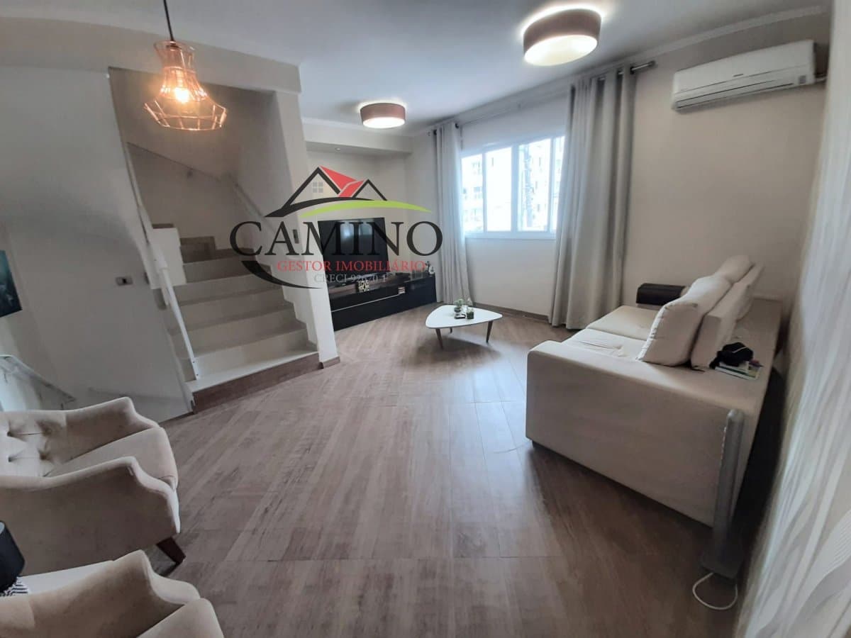 Casa Triplex para Venda em Enseada Guarujá-SP