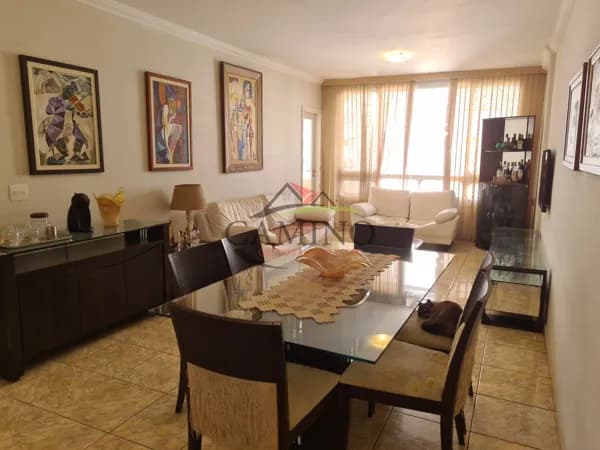 Apartamento 132 m² de área útil, 3 dormitórios (1 suíte), + o reversível, 1 vaga de garagem, á 100 mts da praia de Pitangueiras-Guarujá–SP.