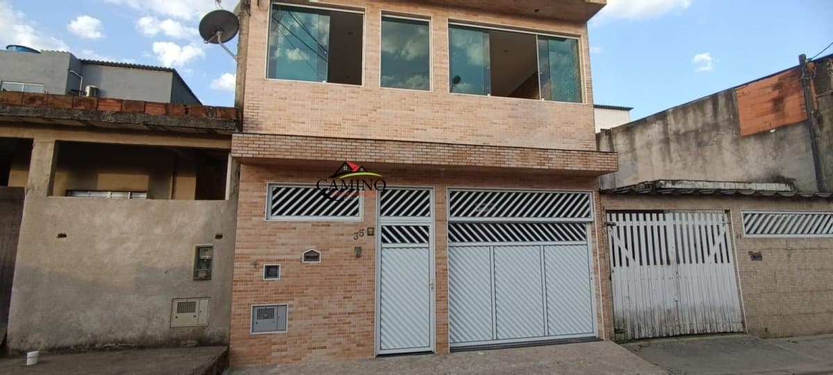 Casa Padrão para Venda em Jardim Brasil Guarujá-SP