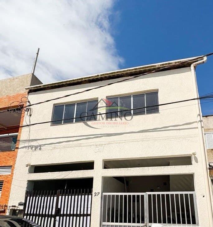 Vendo 2 Casas Sobrepostas - Alta e Baixa no Victória Park, Morrinhos, Guarujá