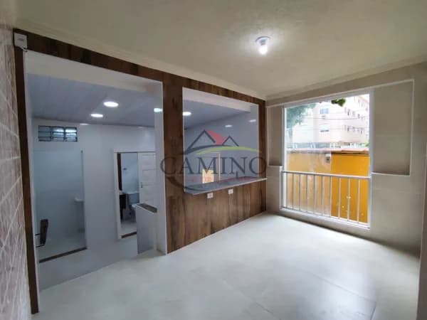 Casa Reformada 1 Dormitório excelente localização ambiente familiar