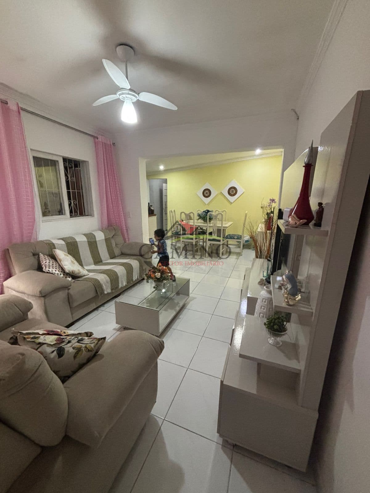 Casa à venda com 2 dormitórios (1 suíte) | Área gourmet | Próximo à Brunella – Guarujá/SP