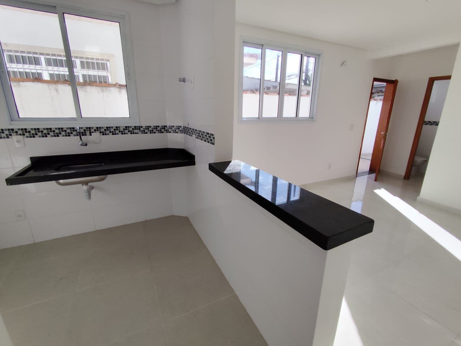 Sobreposta Baixa de 02 Dormitórios - Santa Rosa - nova - Excelente acabamento