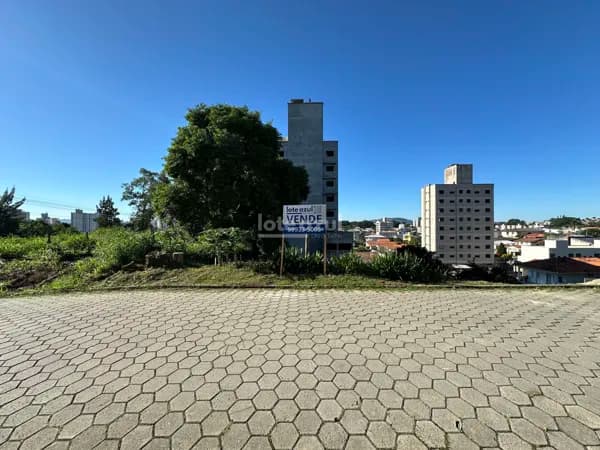 Terreno próximo ao Cetal