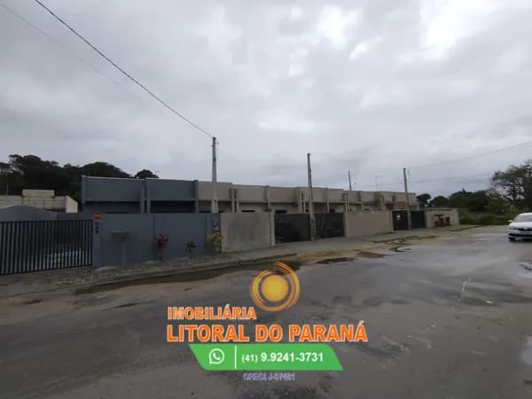 Casa Geminada 2 Quartos no Bal. Gaivotas.