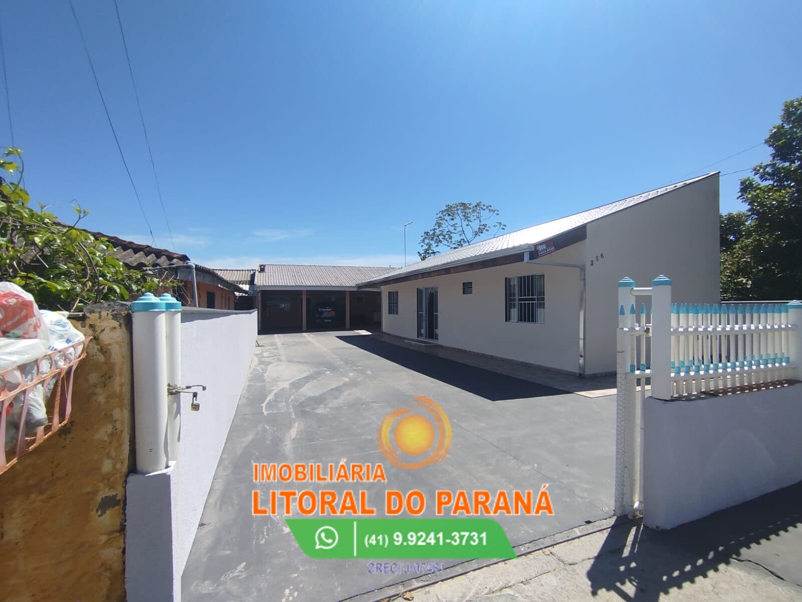 Casa - 02 casas - 04 dormitórios - Balneário Costa Azul - Matinhos