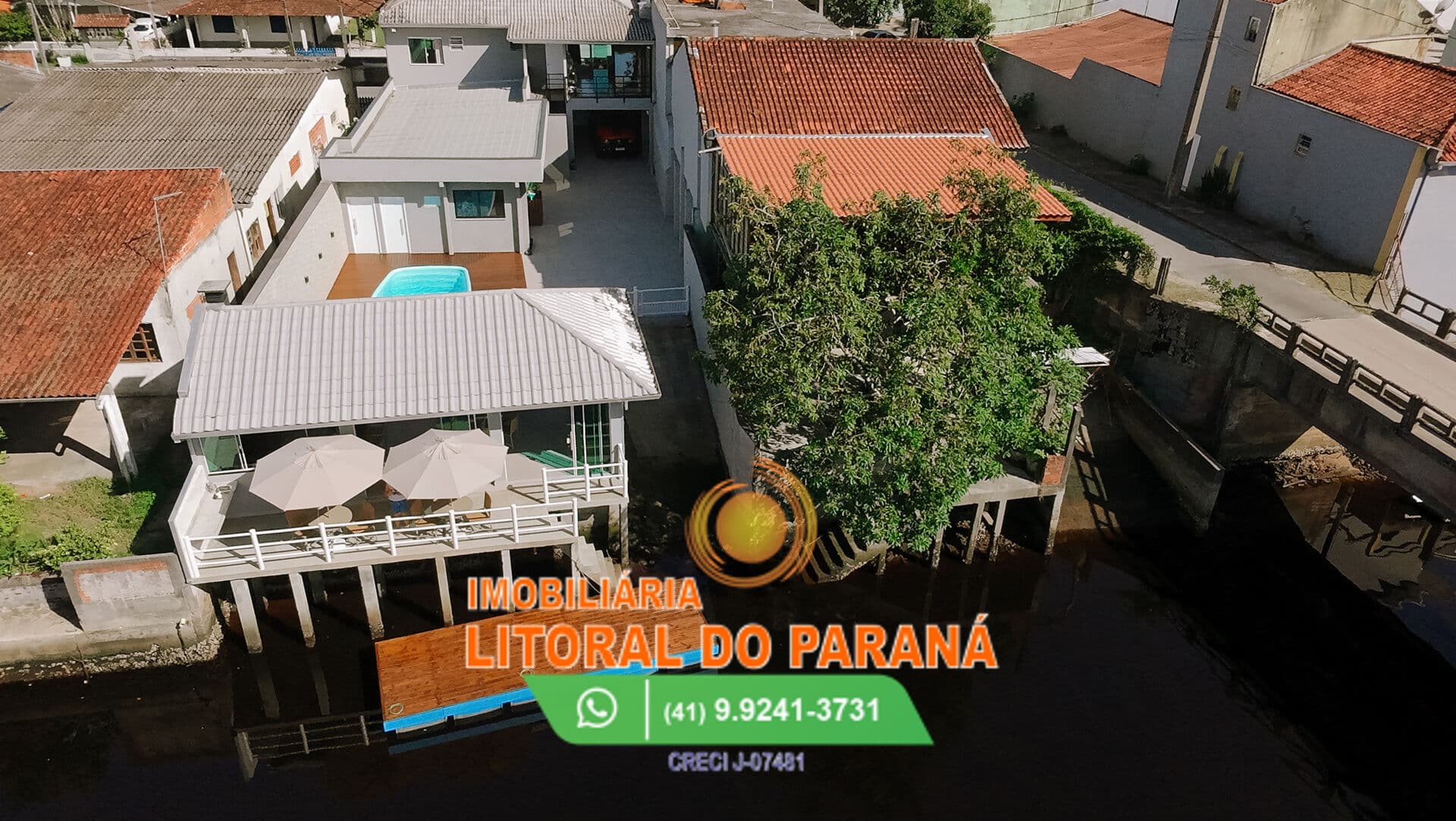 Casa Alto Padrão com Acesso Direto ao Canal - Pontal do Paraná