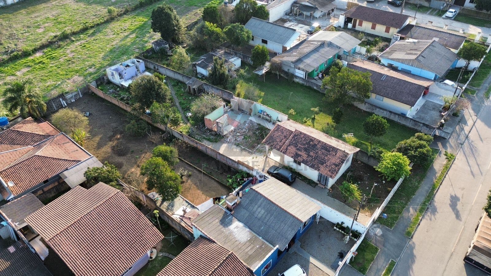 Terreno a venda com 696 M² Zoneanento ZOC Testada 12X58 -Bairro Costeira em São José dos Pinhais