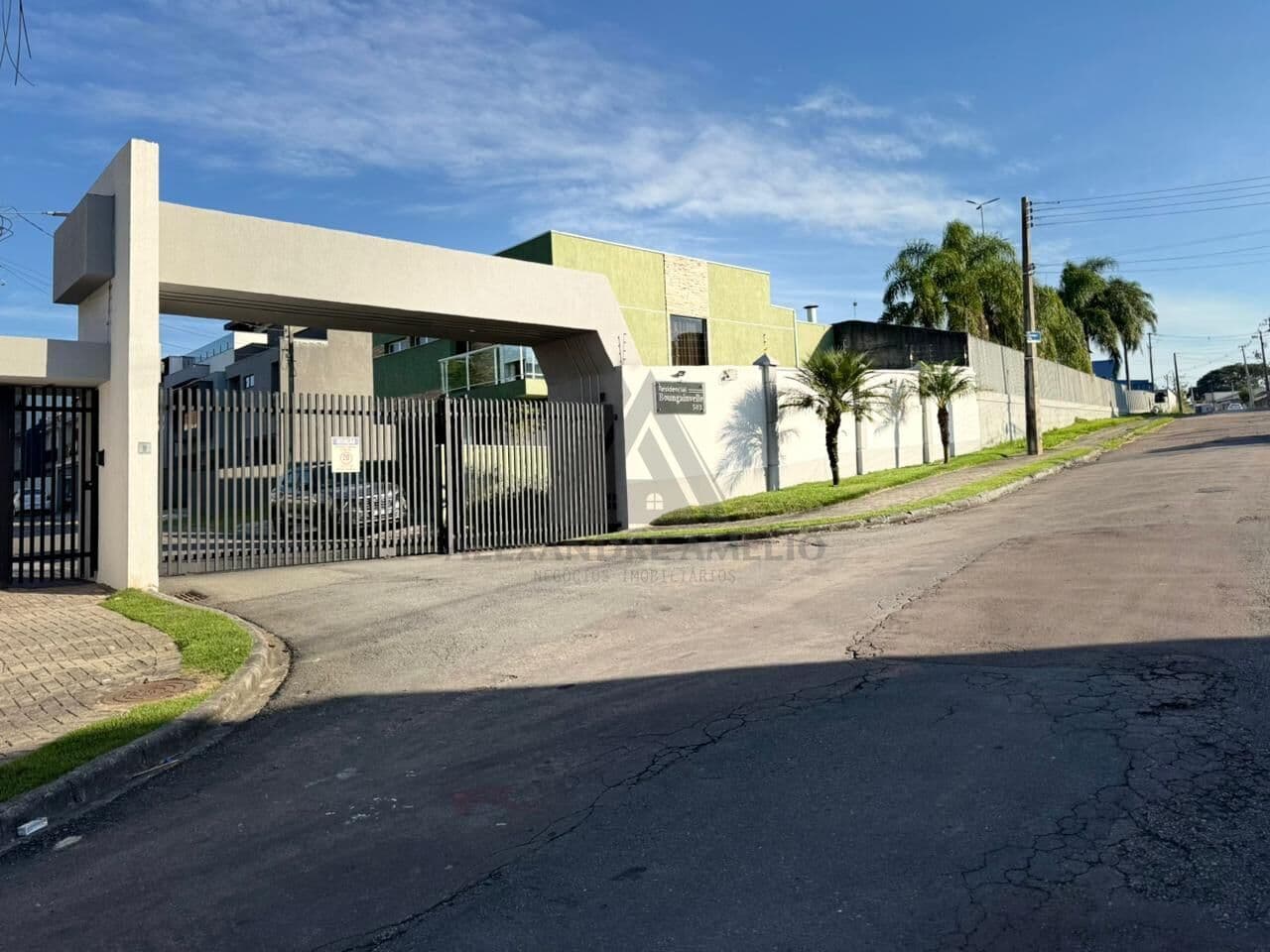 Terreno em Condomínio Fechado São José dos Pinhais