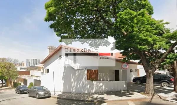 Casa comercial de alto padrão
