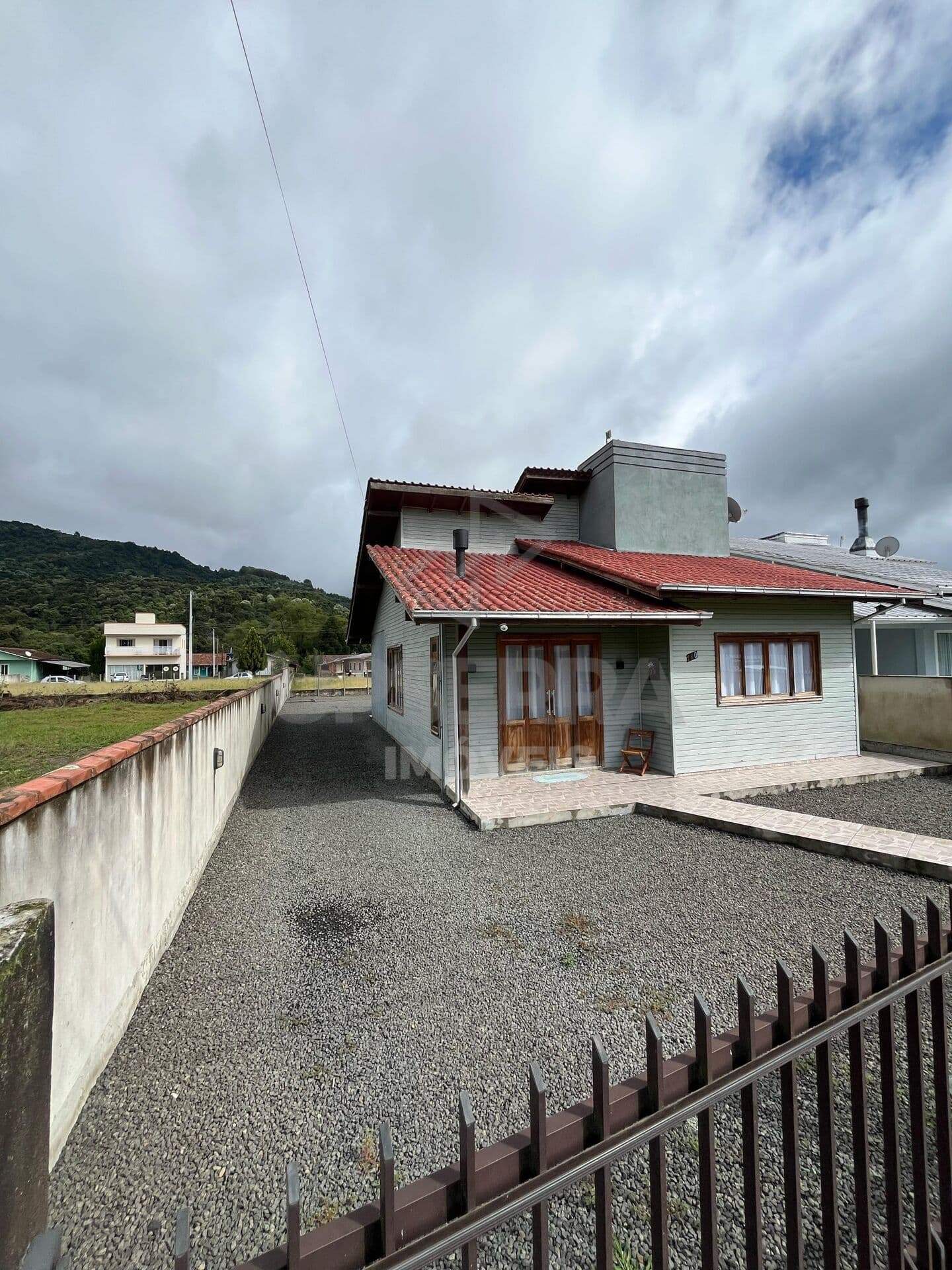 Casa Aconchegante em Lote de 360m²
