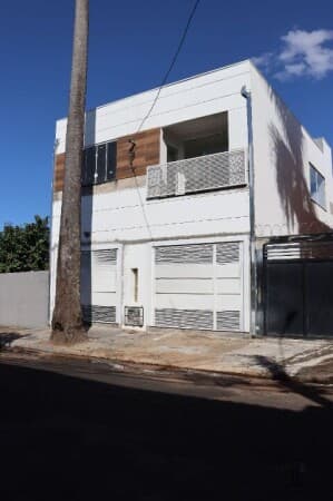 Sobrado Bairro Prof. Jose Augusto da Silva Ribeiro