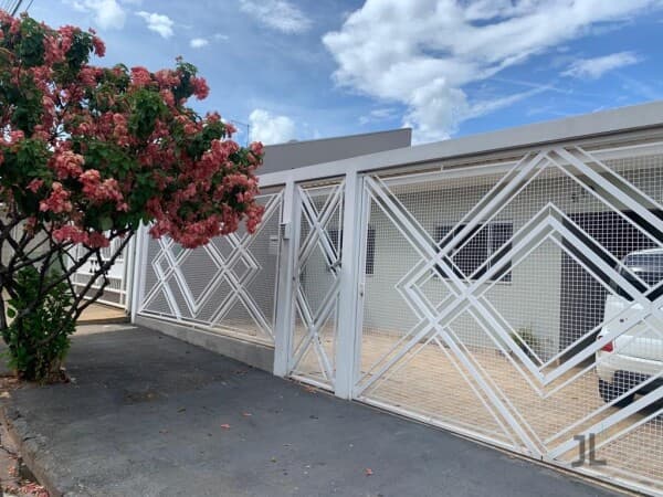 Casa à venda no bairro Palmital