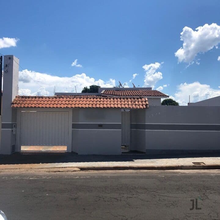 Casa no centro de Tupã