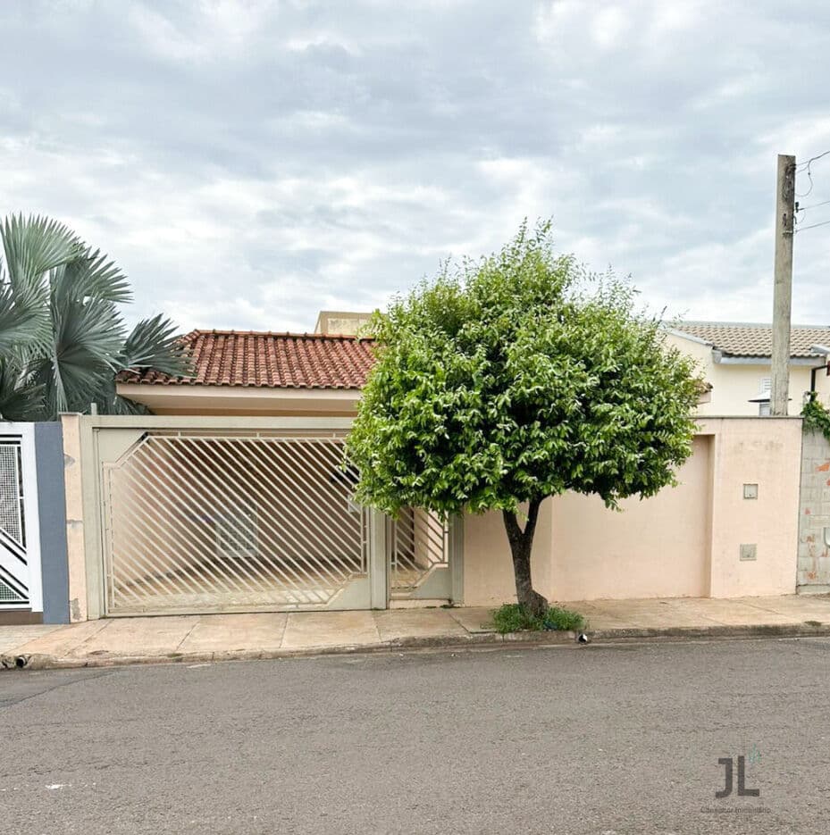 Casa para alugar no bairro Jardim Sasazaki | JL Consultor Imobiliário