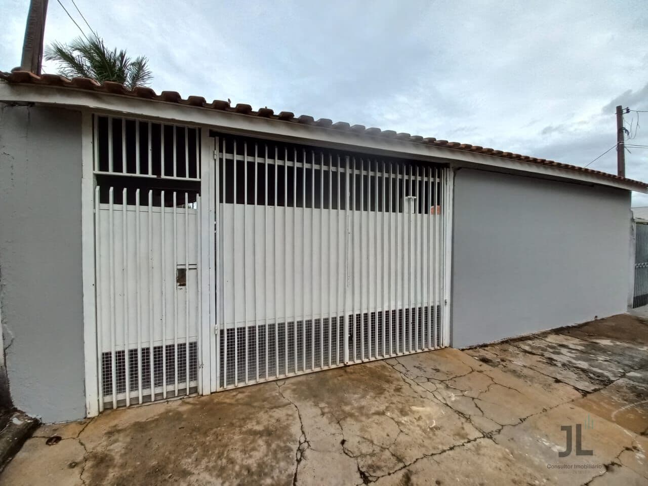 Casa na Avenida Benedito Alves Delfino