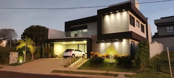 Casa Alto Padrão no Residencial Village Damha