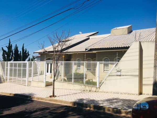 Casa à Venda no bairro Altos do Palmital