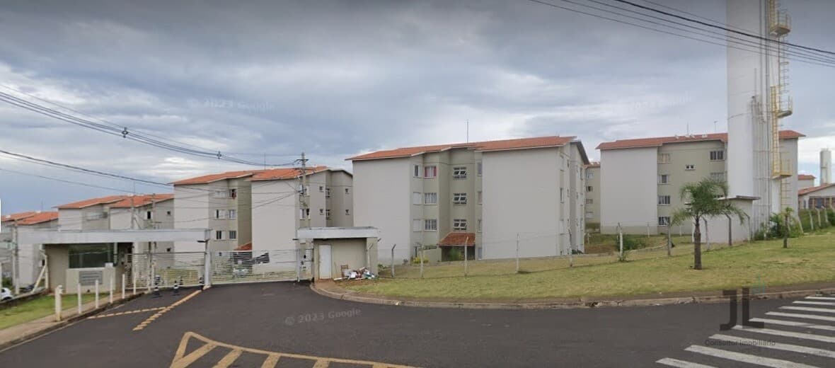 Apartamento no Condomínio São bento III