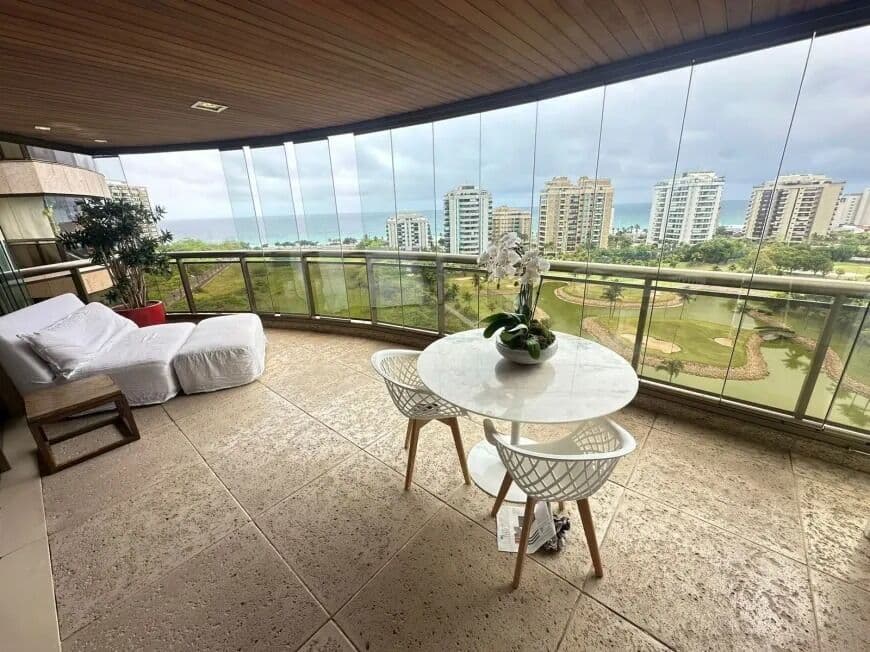 Apartamentos a venda Condominio Golden Green na Barra da Tijuca
