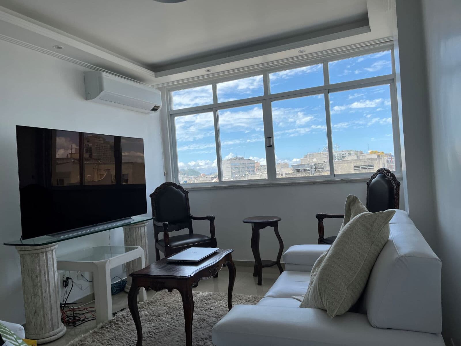 Apartamentos com 3 quartos à vender em Copacabana, 88m2, próximo ao Metro.