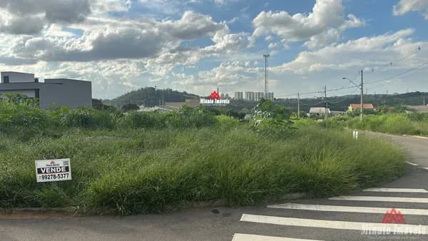 TERRENO À VENDA – PARQUE PETRÓPOLIS, VÁRZEA PAULISTA Valor = R$ 298.000,00