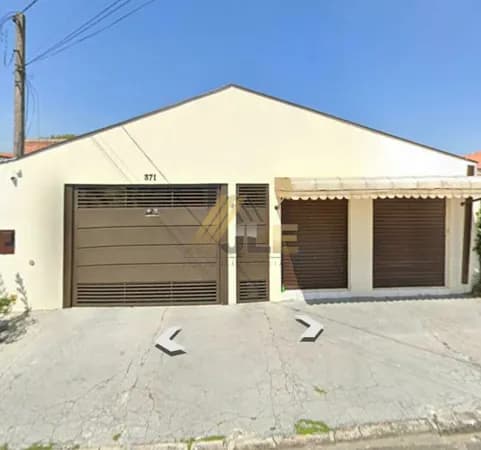 Casa em Curitiba - Alto Boqueirão