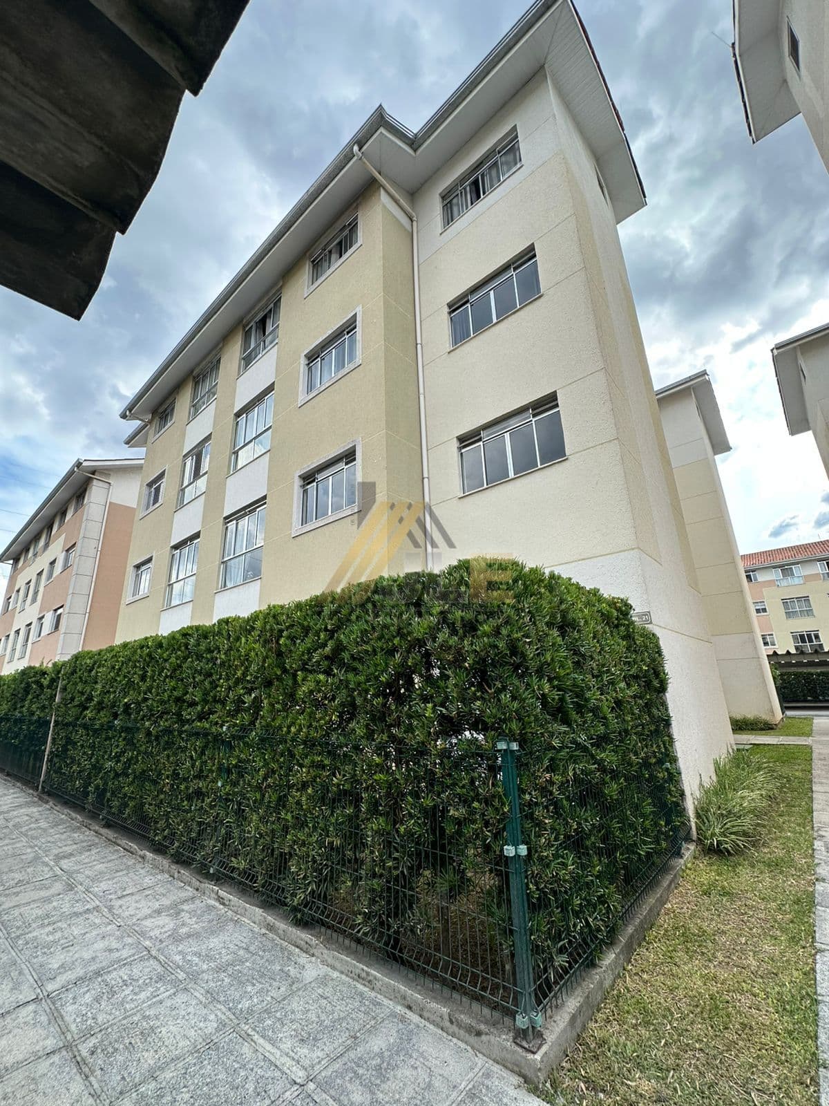 Apartamento 02 quartos Santa Quiteria/ Mobiliado