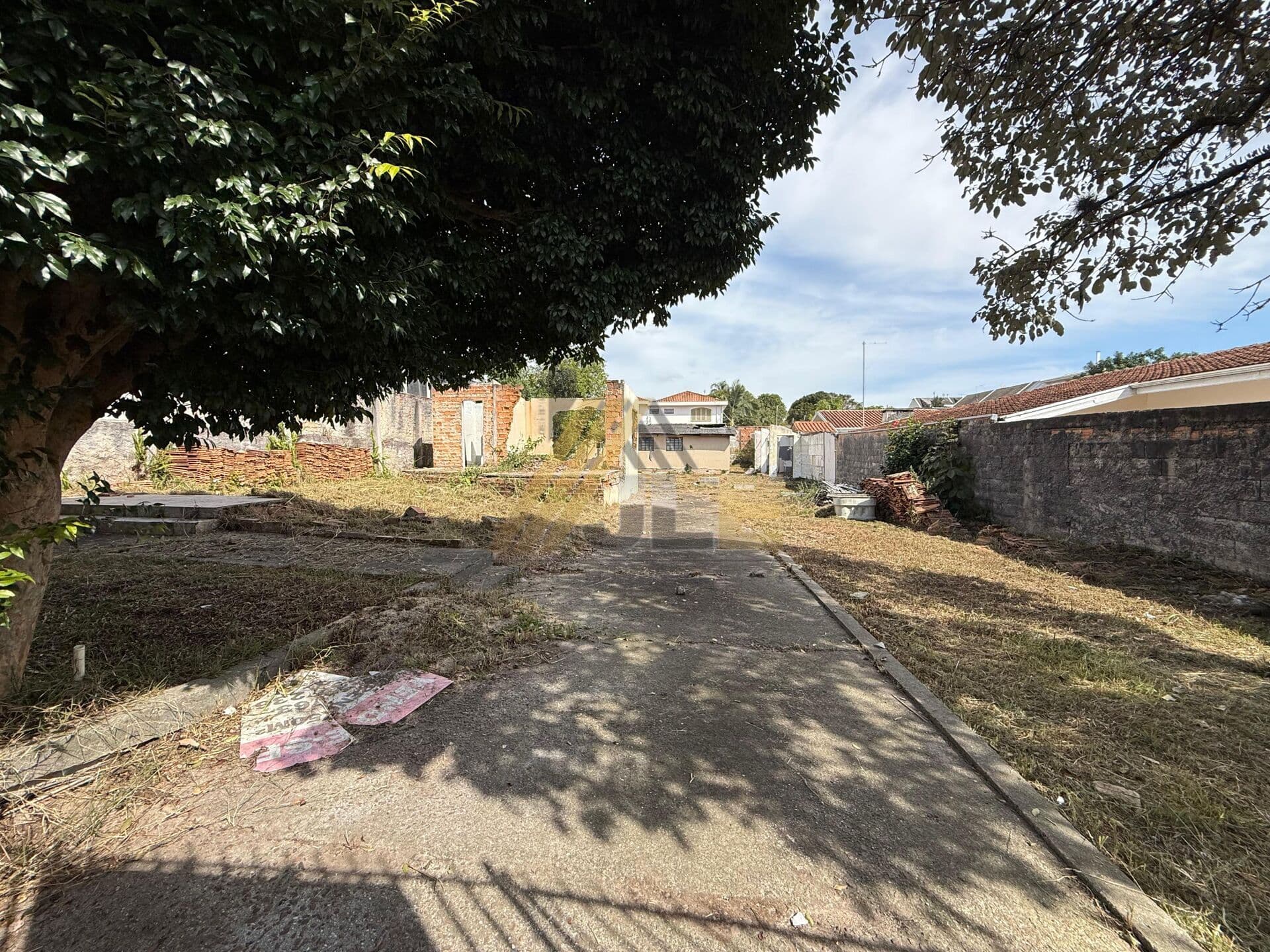 Terreno para venda no bairro Hauer, Curitiba/PR