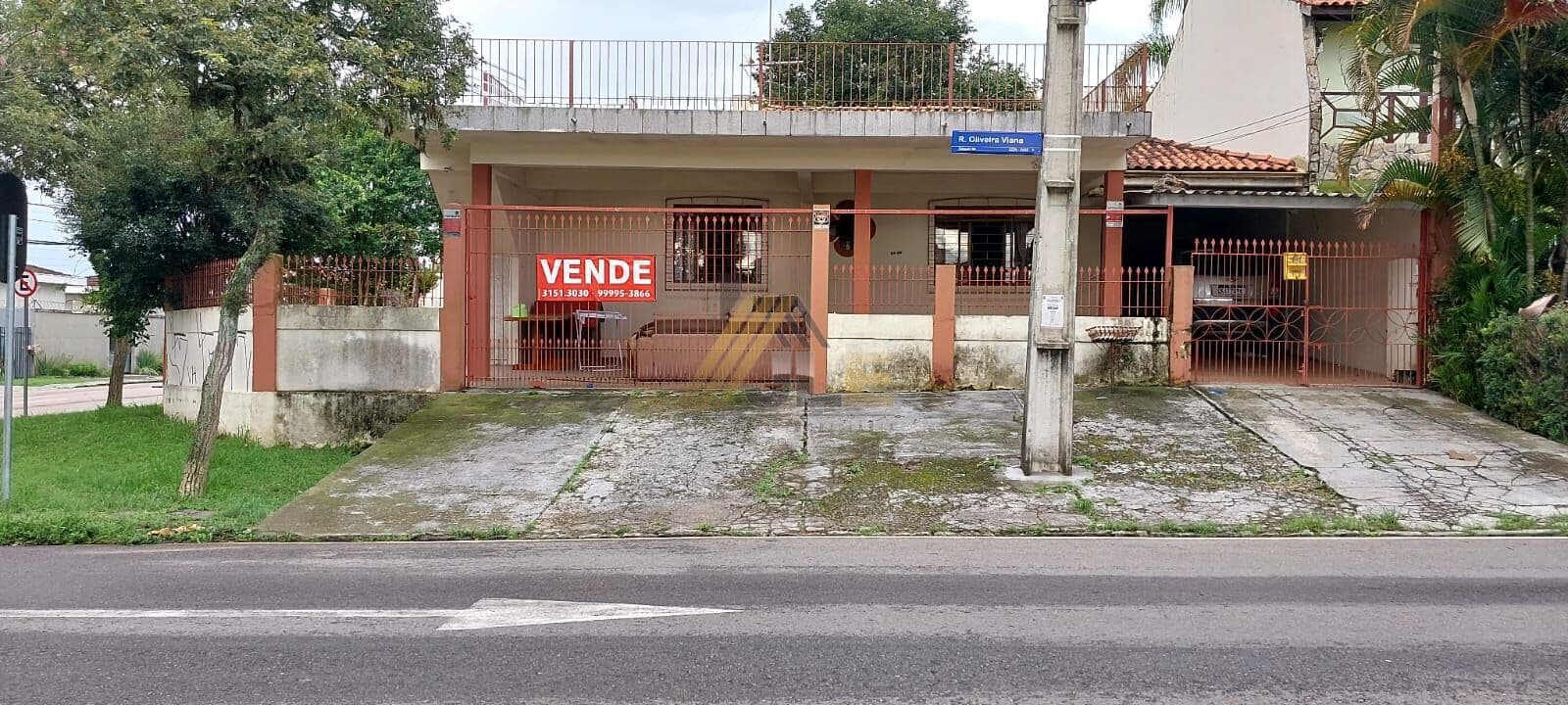 Casa térrea no boqueirão com terraço