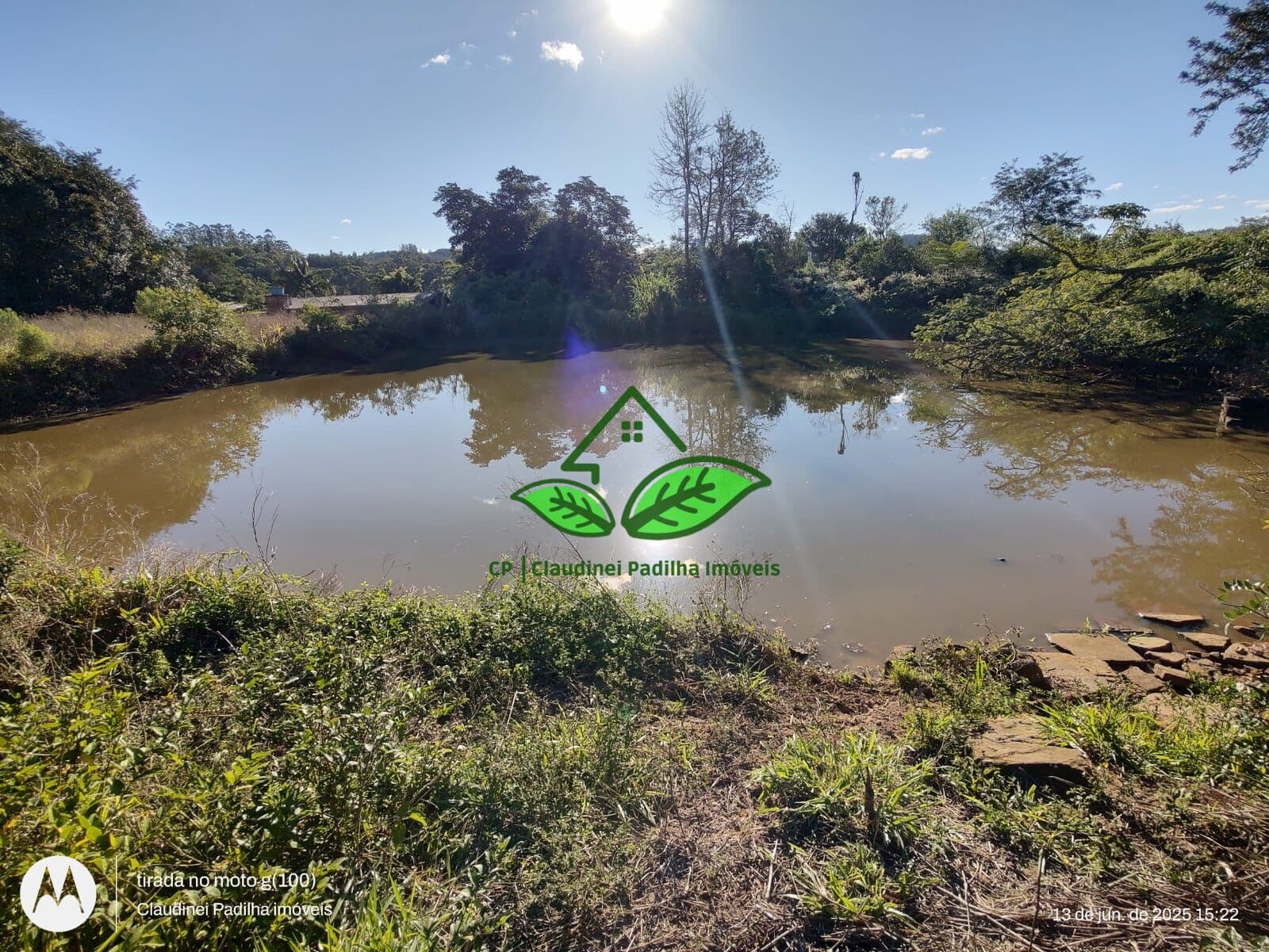 Vende: Área urbana com 80.000 m² de área, de frente para a RS-020, na parada 97 em Morungava, Gravataí/RS