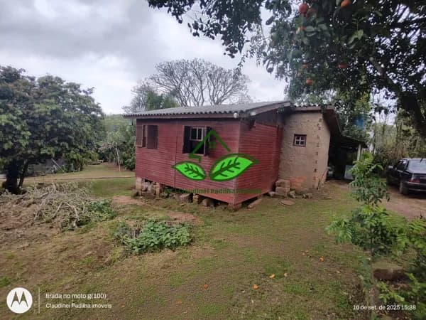 Sítio à venda com 950 m², com casa e galpão a 1 km da RS-020 na Fazenda Fialho, em Taquara/RS