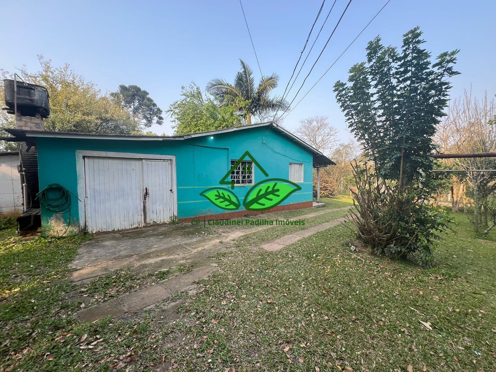 Vende: Sítio com 2.500 m², com casa e açude a 500 m do asfalto em Gravataí/RS
