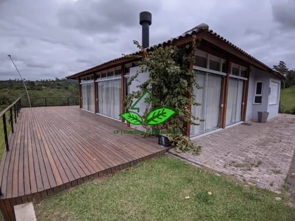 Vende: Sítio com 3,6 hectares, com porteira fechada. localizado a 300 m do asfalto na parada 100 da RS-020 em Morungava, Gravataí/RS.