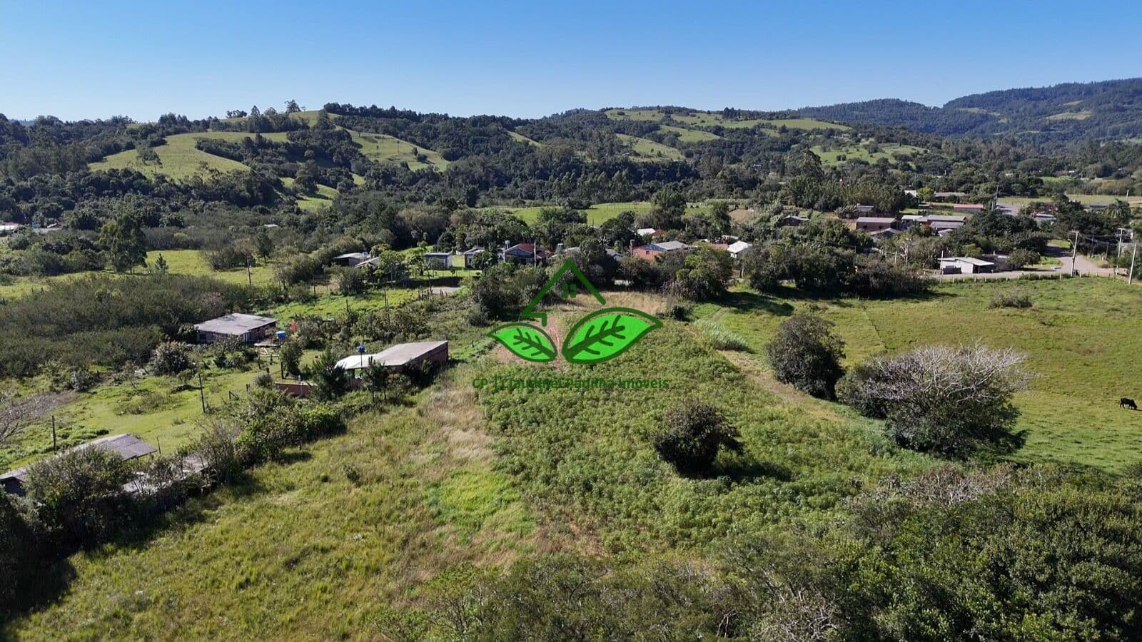 Terreno à venda com 8.000 m² de frente para o asfalto na Estrada do Rosário em Morungava-Gravataí/RS