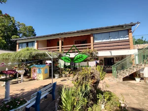 Vende: Lindo sítio com ótima estrutura a 200 m do asfalto em Taquara/RS.
