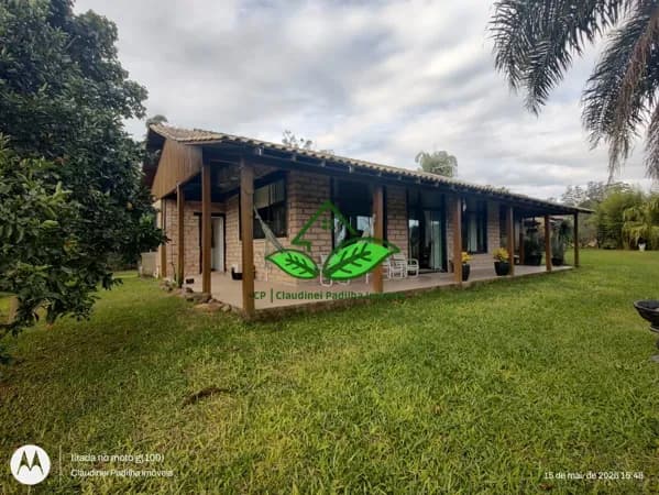 Sítio escriturado à venda com linda casa mobiliada a 1 km do asfalto na parada 100 da RS-020 em Morungava-Gravataí/RS