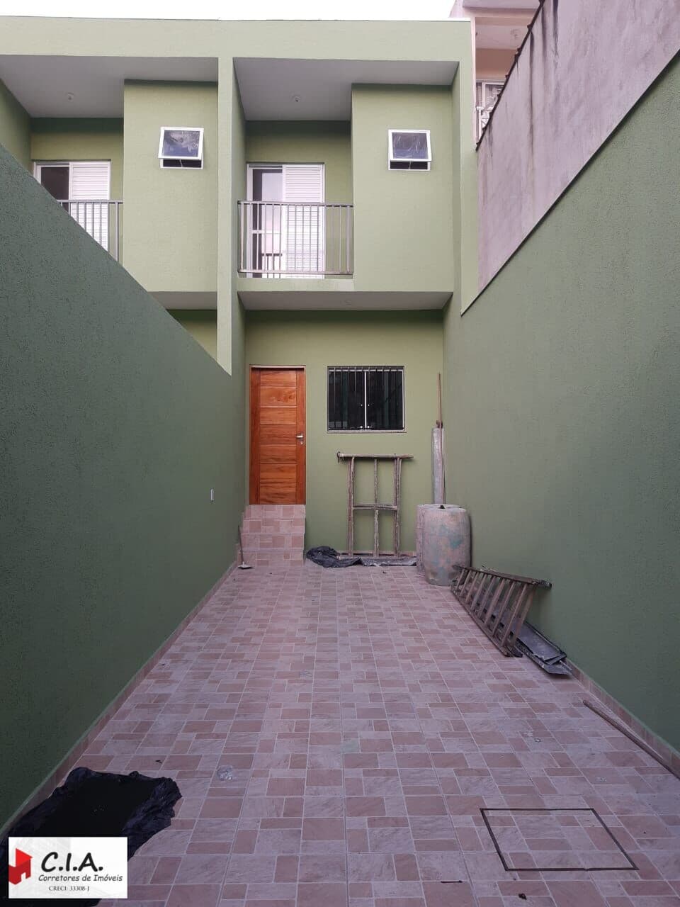 Sobrado Novo a Venda