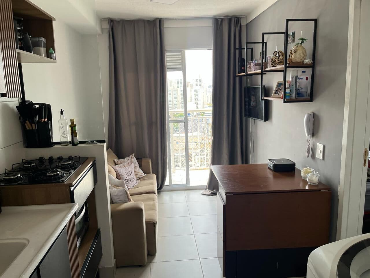 Apartamento 1 Dormitório Com Varanda a Venda Próximo a Estação Belém