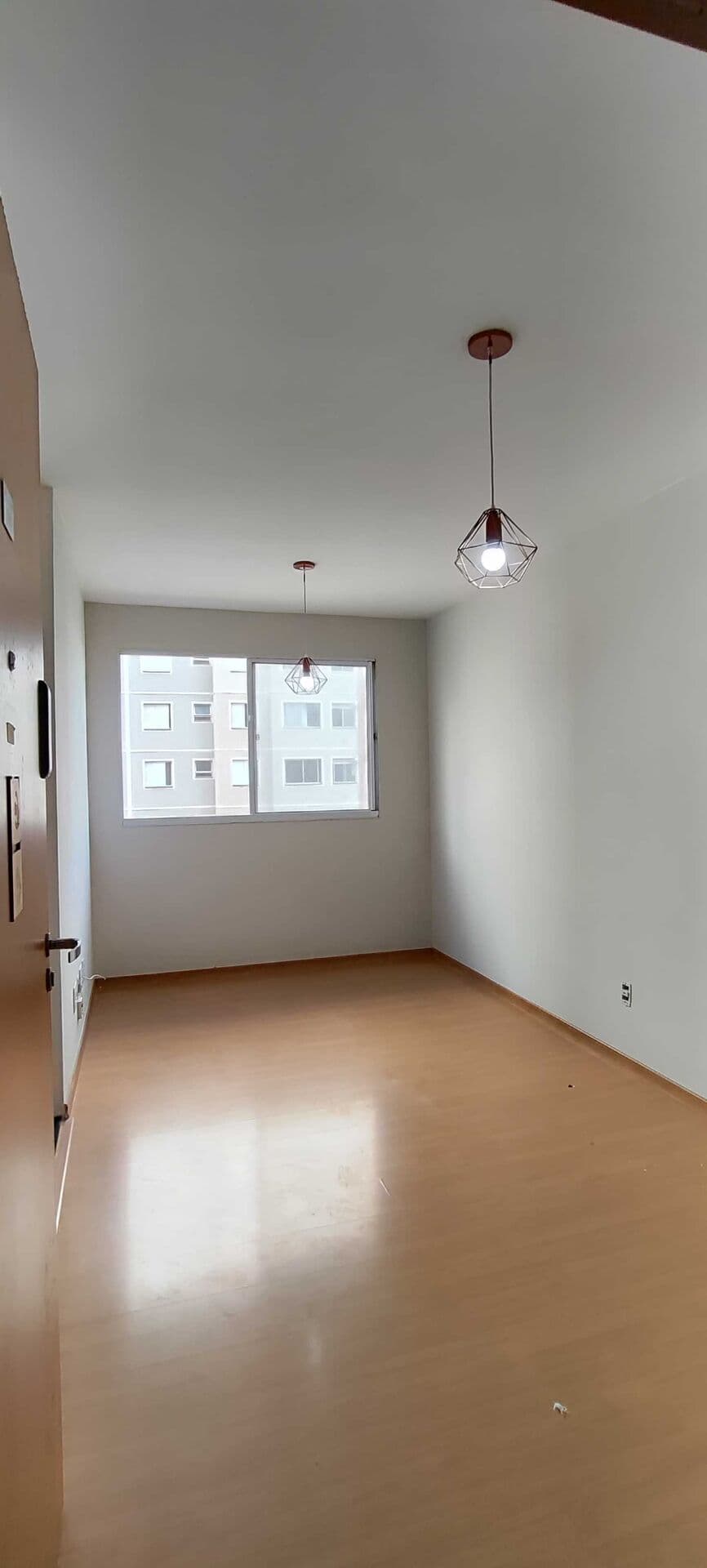 Apartamento Reformado Com Vaga e 2 Dormitórios a Venda